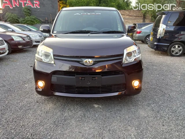 Toyota Sienta 2011 — foto 3