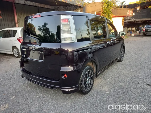 Toyota Sienta 2011 — foto 5