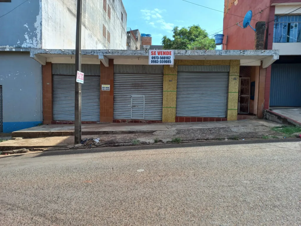 OFERTA Vendo Casa con Salones en frente.. Detrás del Shopping Corazon — foto 3