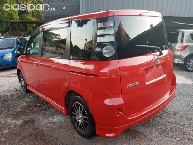 Toyota Sienta 2007 — foto 5