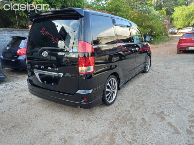 Toyota Noah 2006 — foto 5