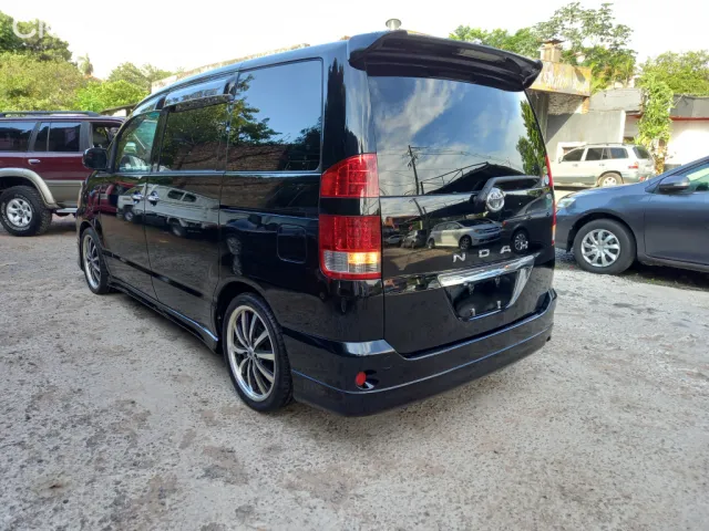 Toyota Noah 2006 — foto 4