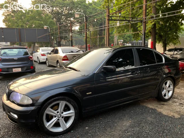 Bmw 323I 2002 — foto 4