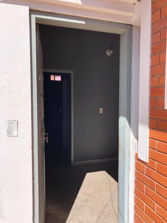 Alquilo Departamento zona Centrica, Hospital Militar — foto 3