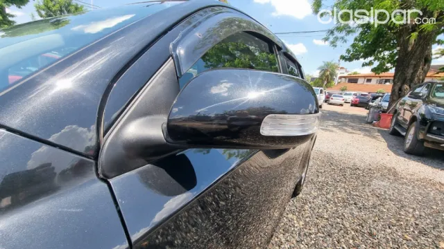 Toyota New Ist 2011 — foto 5