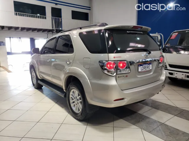 Toyota Fortuner 2012 — foto 6