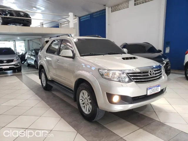 Toyota Fortuner 2012 — foto 3