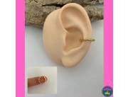 Piercing fake enchapado en oro de 18k.