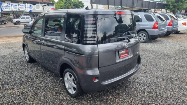 Toyota Sienta 2007 — foto 5