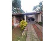 Vendo casa en Villa Elisa