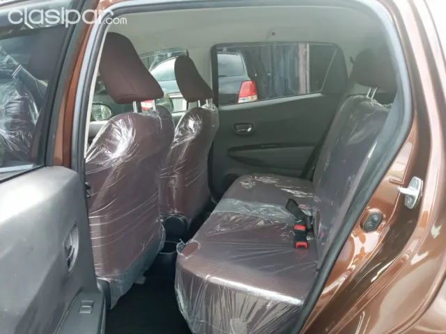 Toyota Vitz 2011 — foto 7