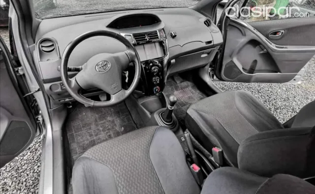 Toyota Vitz 2005 — foto 5