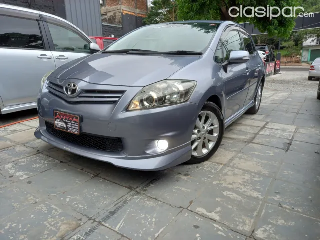Toyota Auris 2010 — foto 2