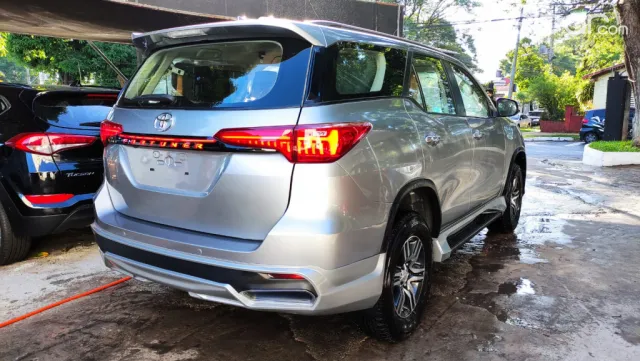 Toyota Fortuner 2020 — foto 6