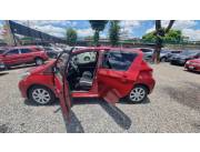 VENDO TOYOTA NEW VITZ AÑO 2012