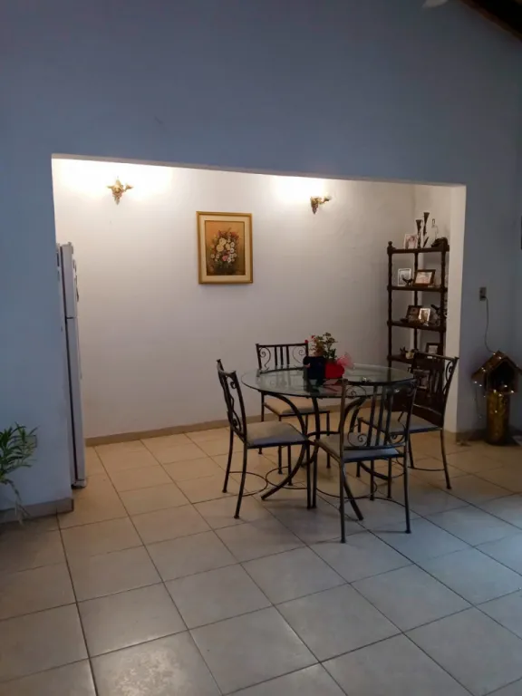 Vendo hermosa residencia a refaccionar en Mburukuya — foto 3