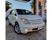 Hermoso Toyota IST IMPECABLE! Año 2003 REAL Motor 1.5cc súper eco ⛽!