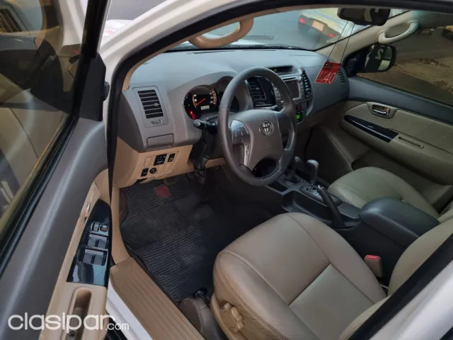 Toyota Fortuner 2013 — foto 5