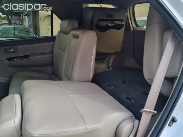 Toyota Fortuner 2013 — foto 7