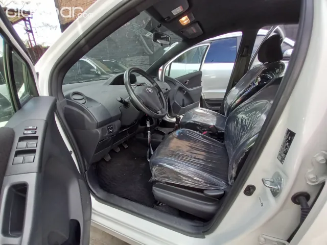Toyota Vitz 2006 — foto 8