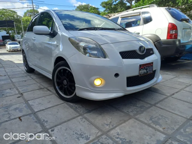 Toyota Vitz 2006 — foto 2