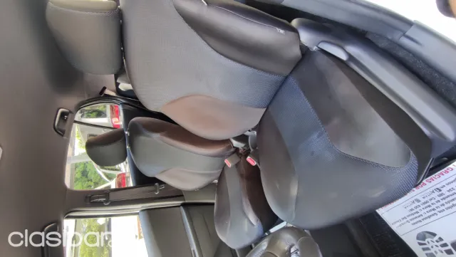 Toyota Vitz 2010 — foto 3
