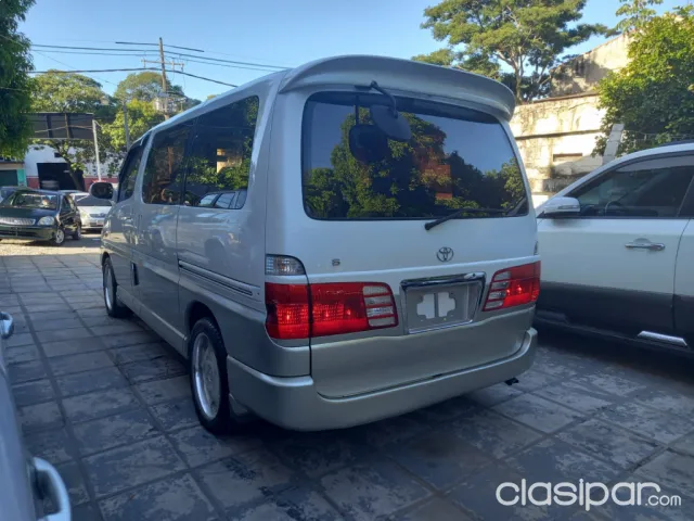 Toyota Hiace 2001 — foto 5