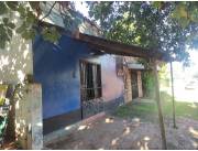 Vendo casa a refaccionar en Ñemby, a 3 metros de la AV Manuel Ortiz Guerrero