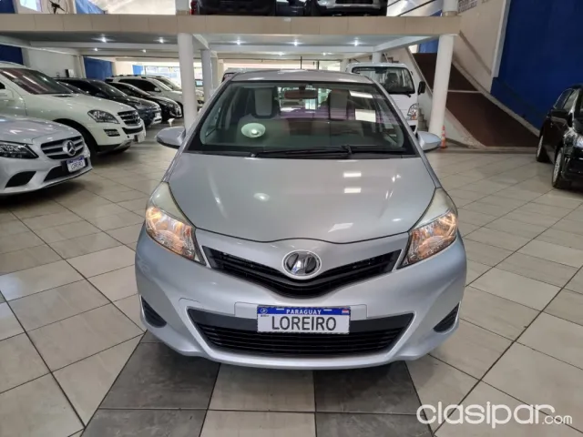 Toyota Vitz 2011 — foto 3