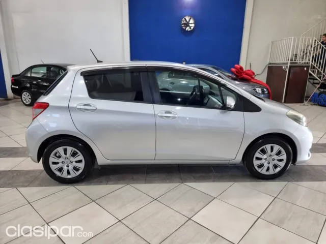 Toyota Vitz 2011 — foto 7