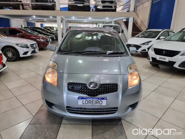 Toyota Vitz 2006 — foto 2