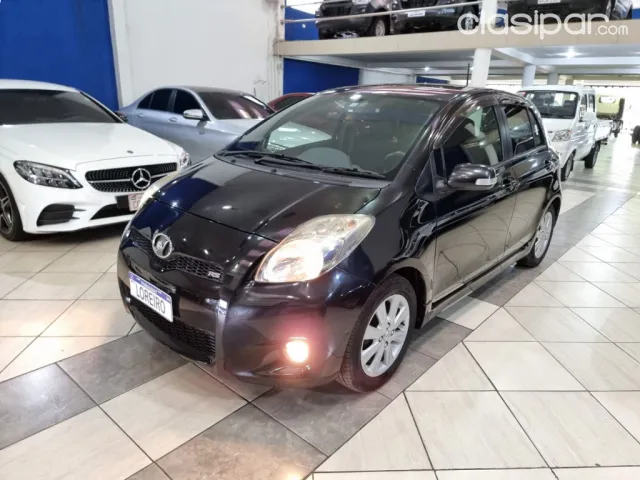 Toyota Vitz 2010 - foto 2