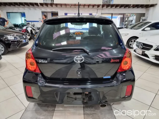 Toyota Vitz 2010 - foto 8