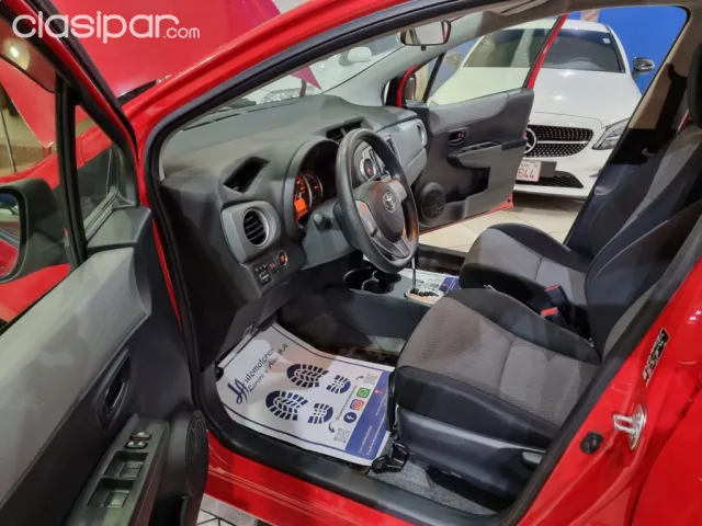 Toyota Vitz 2012 — foto 7