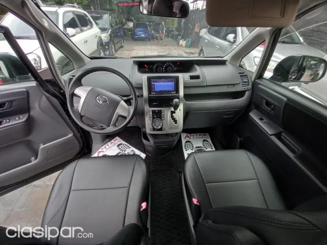 Toyota Voxy 2007 - foto 8