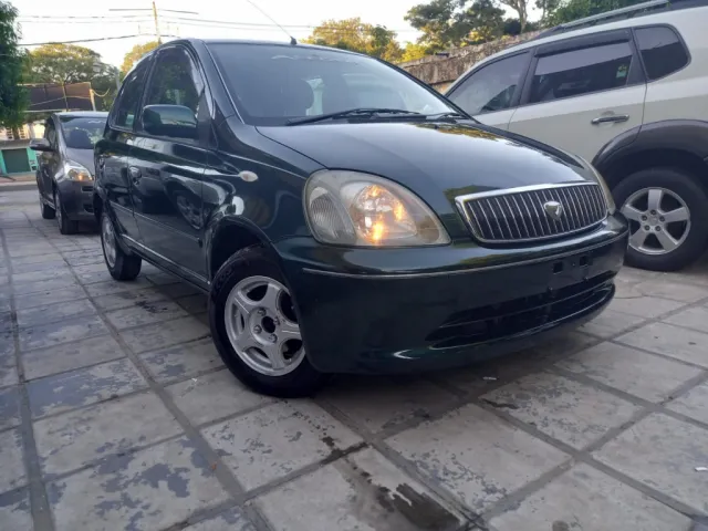 Toyota Vitz 2001 — foto 3