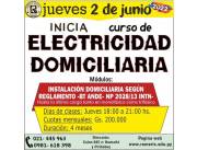 REMERIC INICIA CURSO DE ELECTRICIDAD Y TECNICO EN AIRE SPLIT EN JUNIO 2022