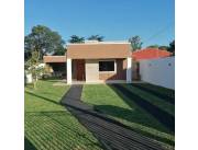 Vendo hermosa casa en Villa Elisa, excelente ubicación