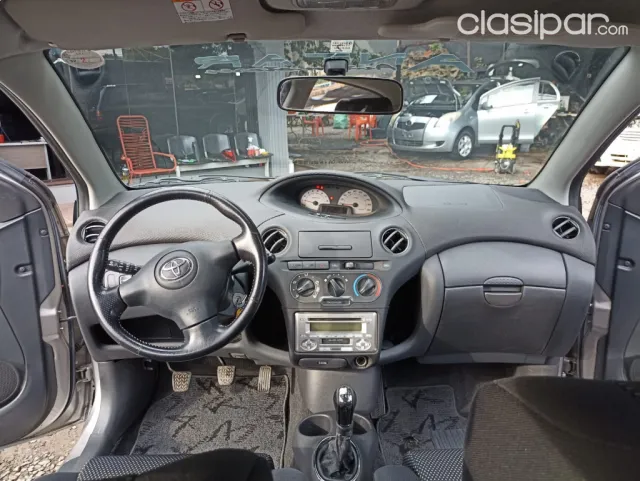 Toyota Vitz 2004 — foto 8