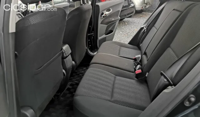 Toyota Auris 2007 — foto 3