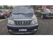 Vendo Toyota hiace año 2000 motor 3.0 diesel automático llantas deportivas