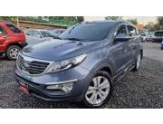 Vendo kia Sportage año 2012 recién importado motor 2.0 diésel automático doble Techo