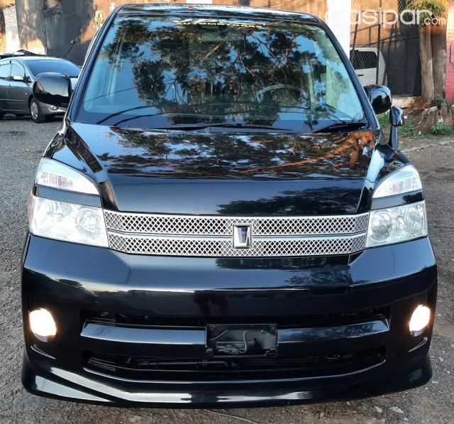 Toyota Voxy 2006 - foto 8