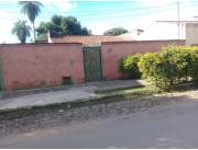 A PRECIO CONVERSABLE VENDO CASA A 2 CDRAS DE SANTA TERESA