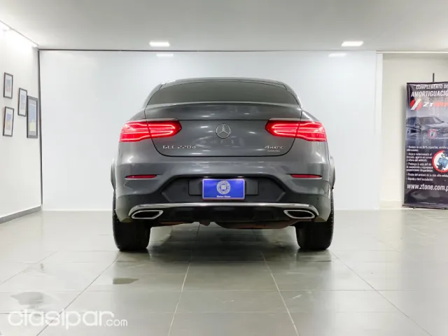 Mercedes-Benz 220 2018 — foto 6
