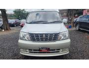 Vendo Toyota gran haice año 2001 recién importado 5 puertas llantas deportivas