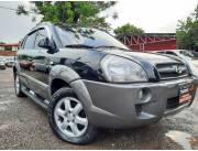 VENDO HERMOSA CAMIONETA HYUNDAI TUCSON AÑO 2006 MOTOR 2.0CC DIÉSEL CAJA AUTOMÁTICA 4X4