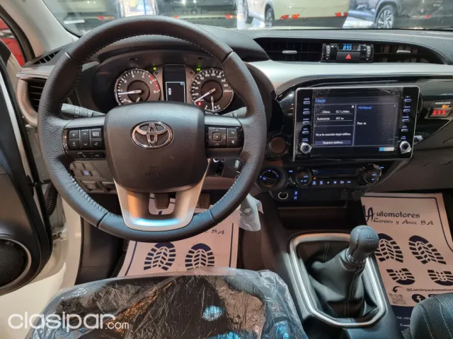 Toyota Hilux 2024 - foto 8