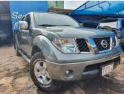 VENDO HERMOSA NISSAN NAVARA AÑO 2012 FULL IMPECABLE DIESEL MECANICO