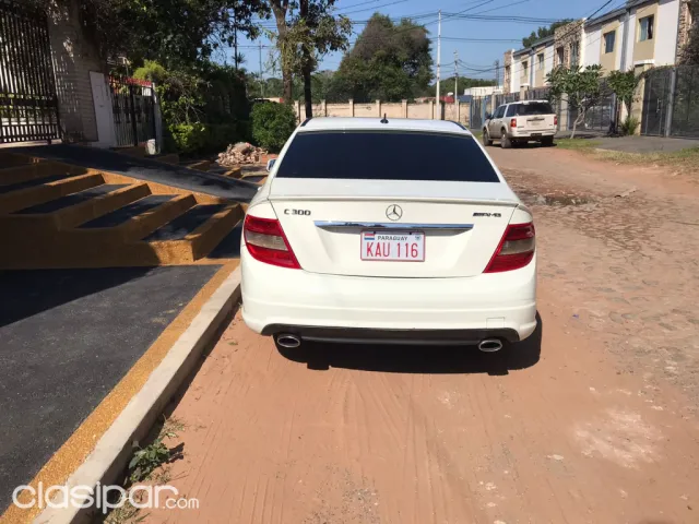 Mercedes-Benz C300 2010 - foto 8